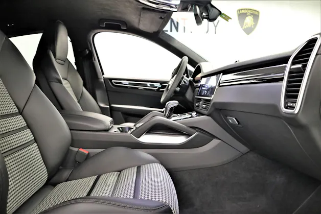 Porsche Cayenne Turbo Coupé