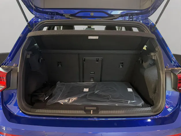 VW Golf 1.5 eTSI mHEV ACT R-Line DSG