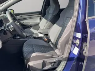 VW Golf 1.5 eTSI mHEV ACT R-Line DSG