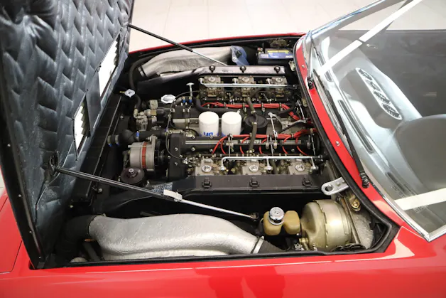 Ferrari 365 GT 4 2+2