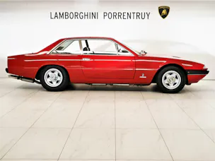 Ferrari 365 GT 4 2+2
