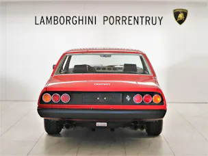 Ferrari 365 GT 4 2+2