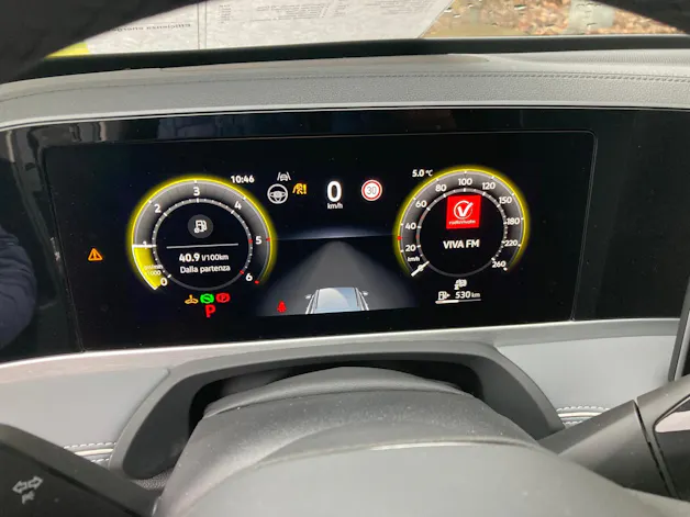 VW Passat Variant 2.0 TDI evo Elegance DSG
