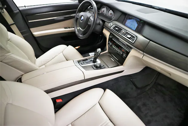 BMW 750i L