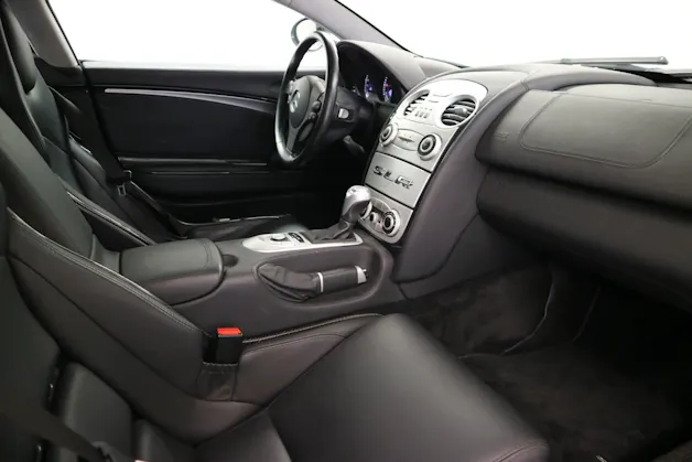 Mercedes-Benz SLR