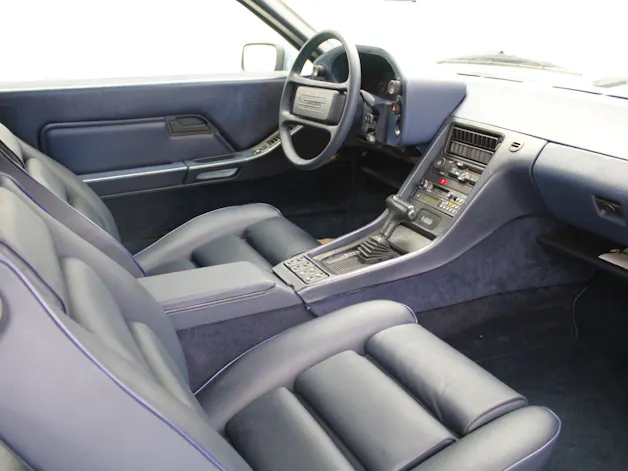 Porsche 928 S
