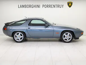 Porsche 928 S