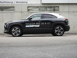 Mazda MX-30 e-Skyactiv R-EV Advantage