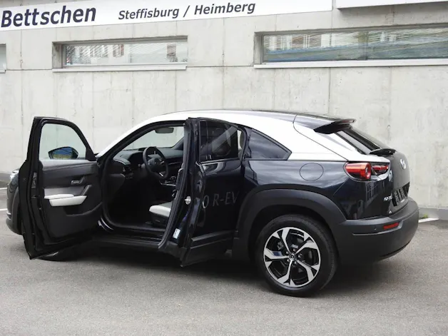 Mazda MX-30 e-Skyactiv R-EV Advantage