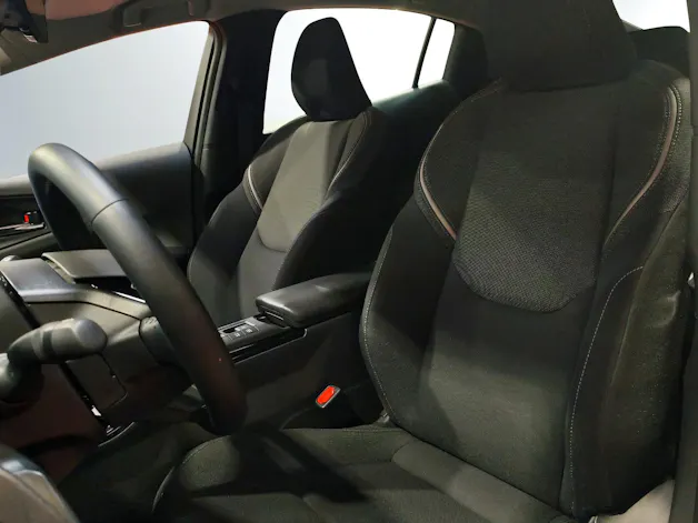 Toyota Prius 2.0 Plug-In-Hybrid Style