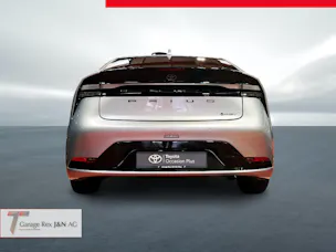 Toyota Prius 2.0 Plug-In-Hybrid Style