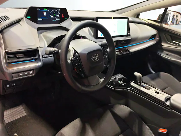 Toyota Prius 2.0 Plug-In-Hybrid Style