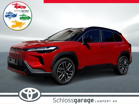 First vehicle image