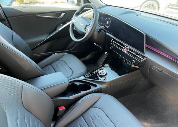 Vehicle image 8 Vehicle image 8