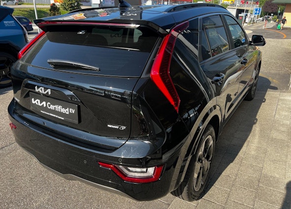 Vehicle image 3 Vehicle image 3