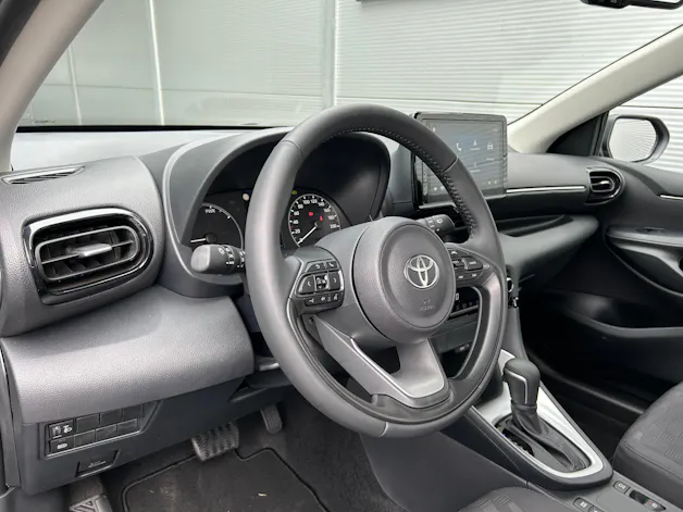 Toyota Yaris 1.5 VVT-i HSD Comfort