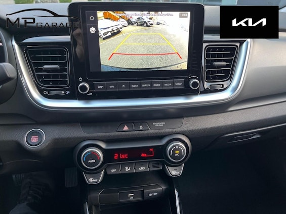 Vehicle image 10 Vehicle image 10