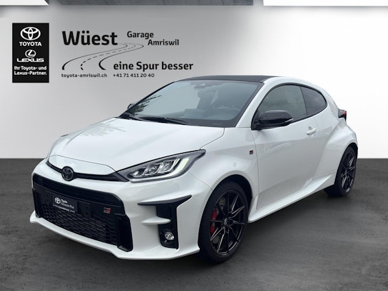 First vehicle image