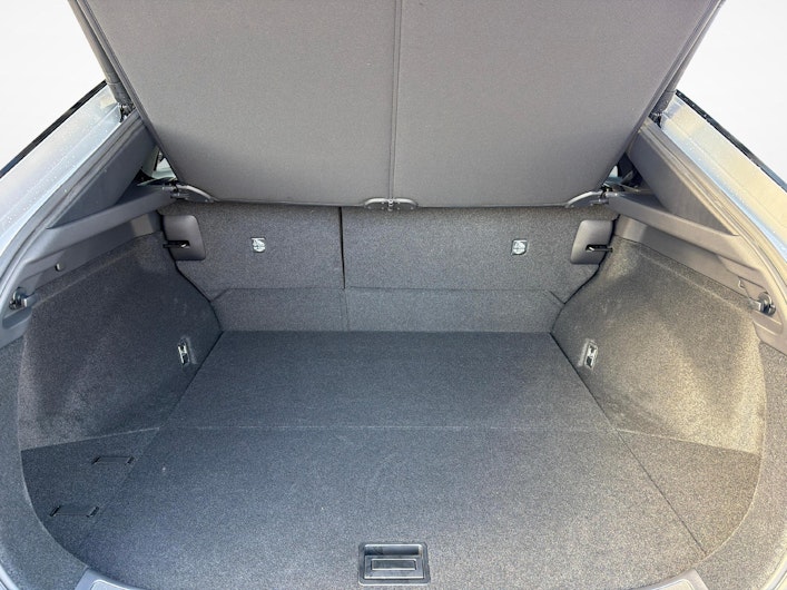 immagine del veicolo LEXUS RZ