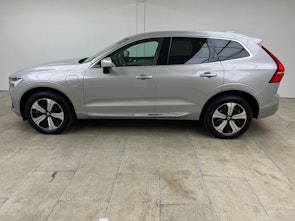 Vehicle image VOLVO XC60 2.0 T8 TE Plus Bright eAWD