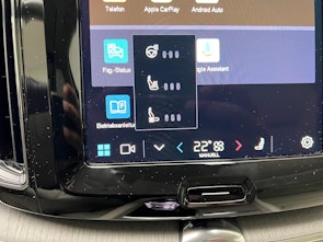 Vehicle image VOLVO XC60 2.0 T8 TE Plus Bright eAWD