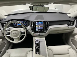 Volvo XC60 2.0 T8 TE Plus Bright eAWD / Jetzt mit attraktivem 1.9% Leasing!