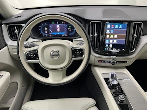 Vehicle image VOLVO XC60 2.0 T8 TE Plus Bright eAWD