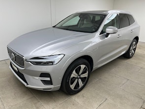 Vehicle image VOLVO XC60 2.0 T8 TE Plus Bright eAWD