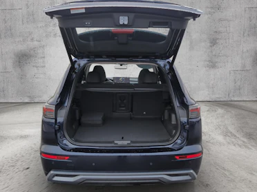 MITSUBISHI OUTLANDER 7