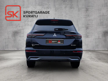 MITSUBISHI OUTLANDER 6
