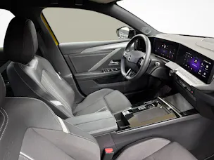 Opel Astra 1.2 T 130 GS