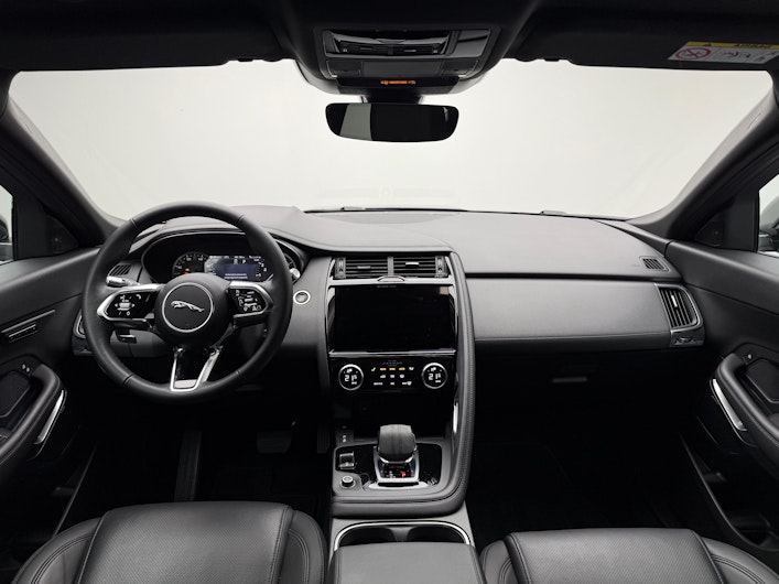 Vehicle image JAGUAR E-PACE