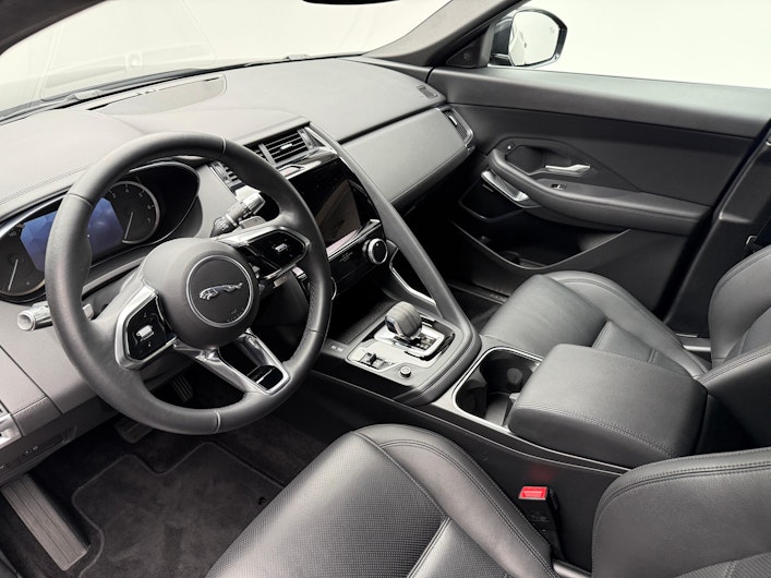 Vehicle image JAGUAR E-PACE