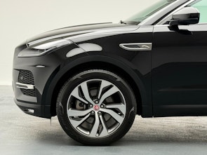 Vehicle image JAGUAR E-Pace 2.0 I4 200 SE AWD