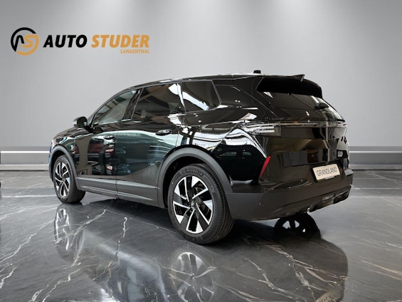 Vehicle image 8 Vehicle image 8