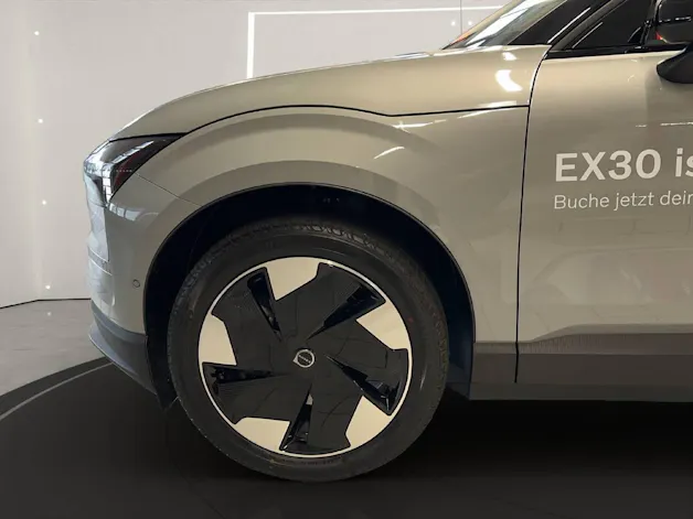Volvo EX30 E60 Plus