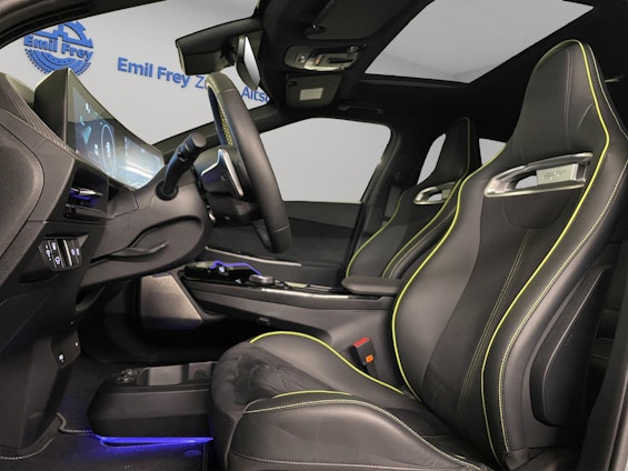 Vehicle image 6 Vehicle image 6