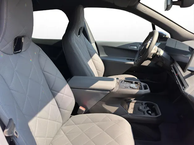 BMW iX xDrive45