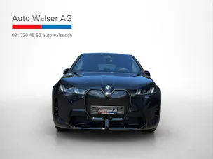 BMW iX xDrive45