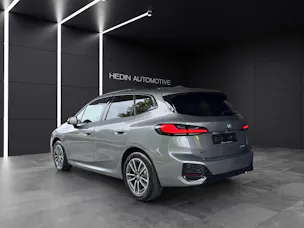 BMW 230e xDrive paddles Active Tourer