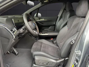 BMW 230e xDrive paddles Active Tourer