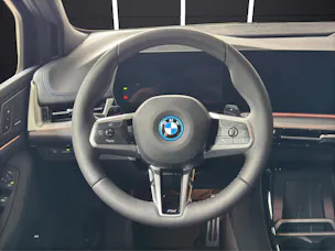 BMW 230e xDrive paddles Active Tourer
