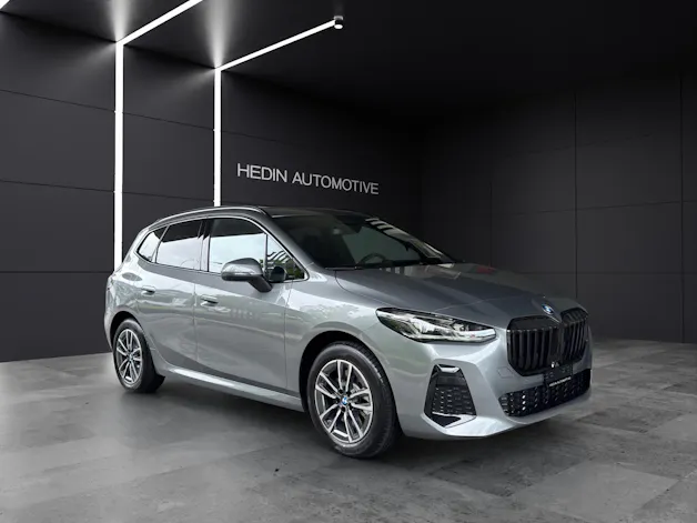 BMW 230e xDrive paddles Active Tourer