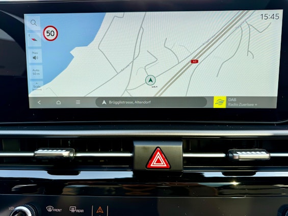 Vehicle image 3 Vehicle image 3