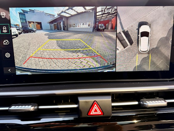 Vehicle image 4 Vehicle image 4