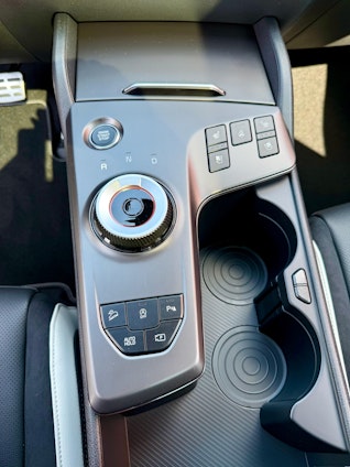 Vehicle image 5 Vehicle image 5