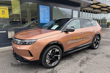 Vehicle image OPEL GRANDLAND 0 Vehicle image OPEL GRANDLAND 0