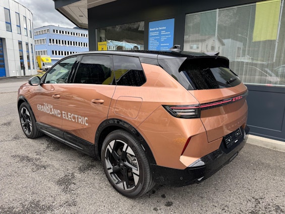 Vehicle image 2 Vehicle image 2