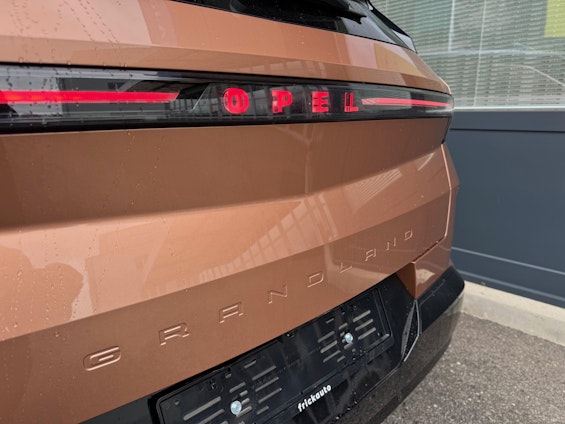 Vehicle image 5 Vehicle image 5