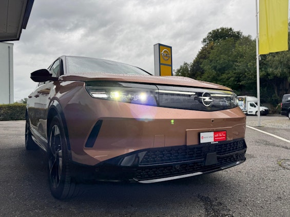 Vehicle image 8 Vehicle image 8